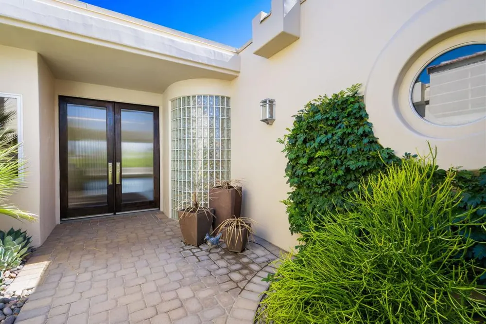 75434 Riviera Drive Indian Wells, CA 92210