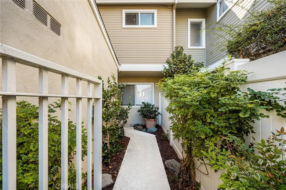 27896 Aberdeen Mission Viejo, CA 92691