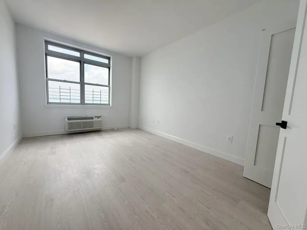 1434 110th Street #5C College Point, NY 11356