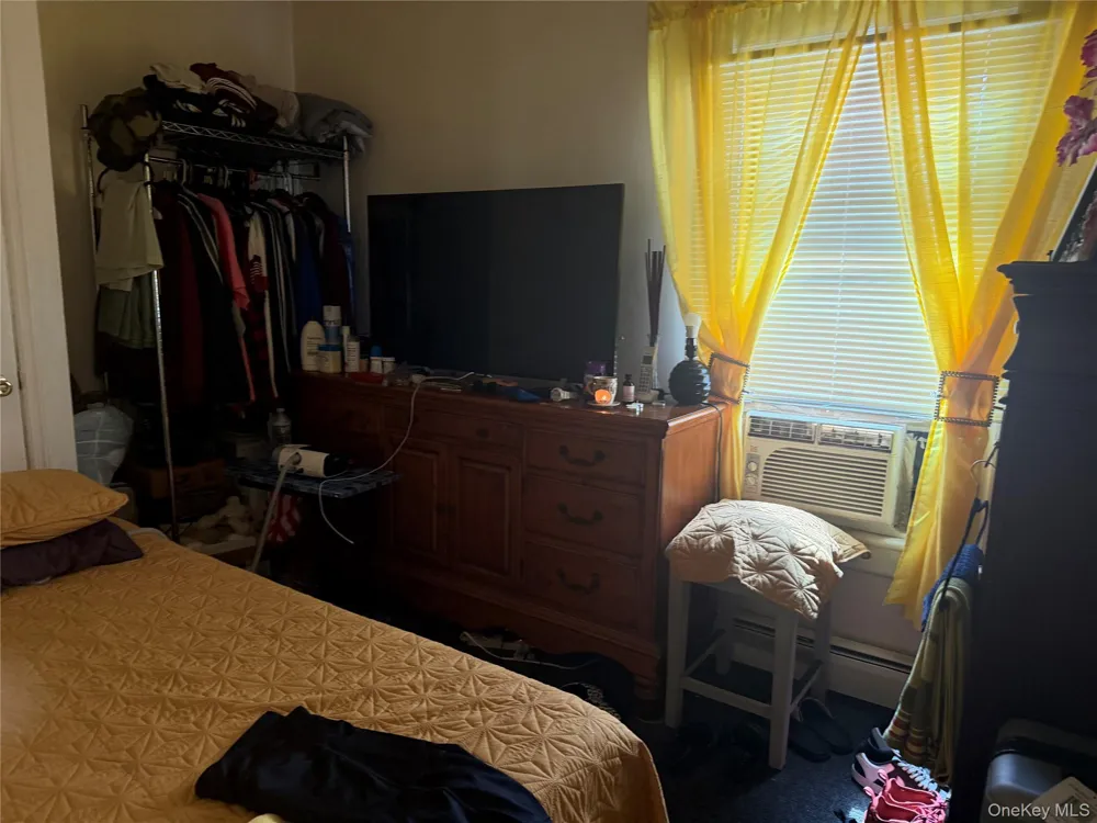 18 Van Riper Street Staten Island, NY 10302