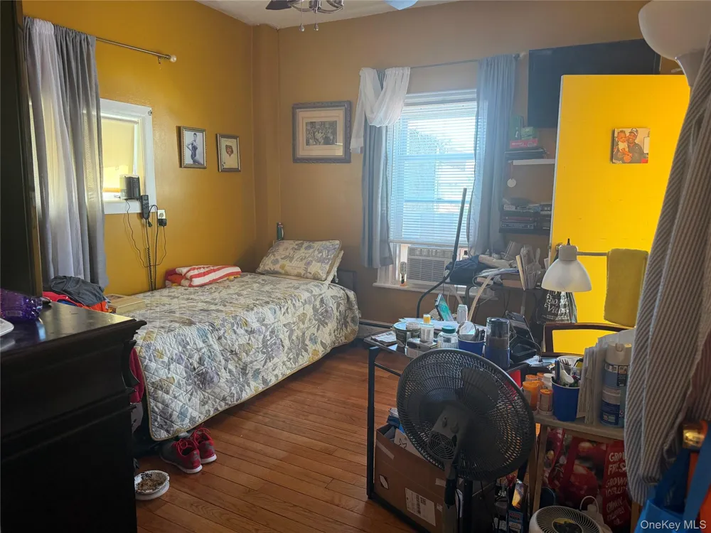 18 Van Riper Street Staten Island, NY 10302