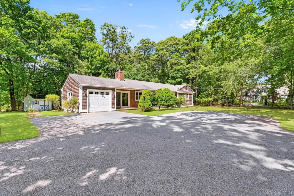 87 Jagger Lane Westhampton, NY 11977