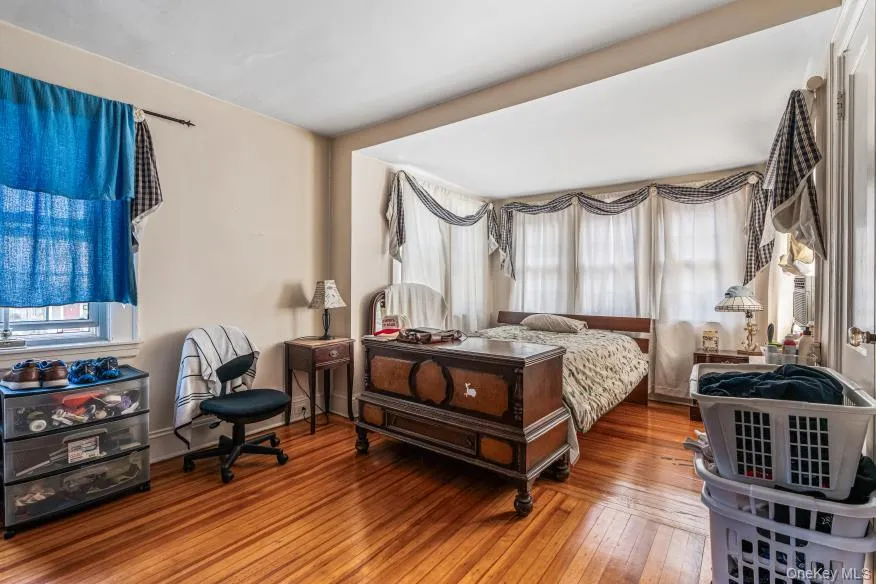 20 Huron Road Bellerose Village, NY 11001