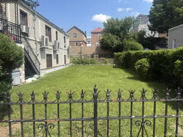 4428 Wilder Avenue Bronx, NY 10466