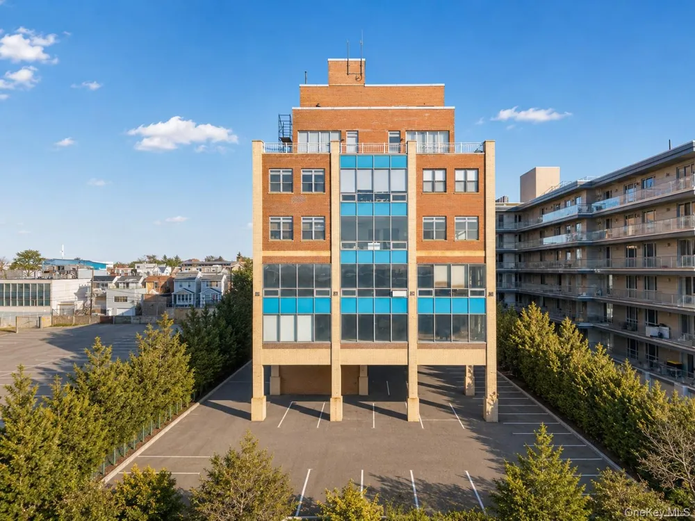 1434 110th Street #6G College Point, NY 11356