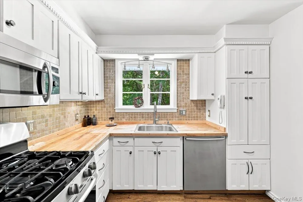 1984 Greenville Turnpike Port Jervis, NY 12771
