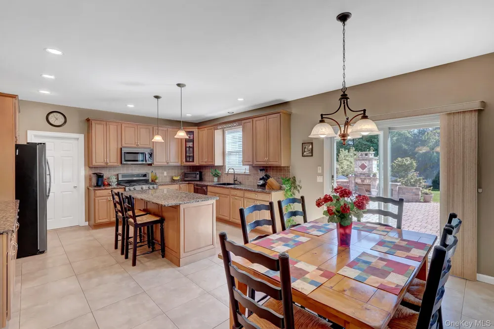 3 Sherwood Drive Shoreham, NY 11786