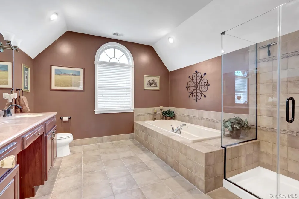 3 Sherwood Drive Shoreham, NY 11786