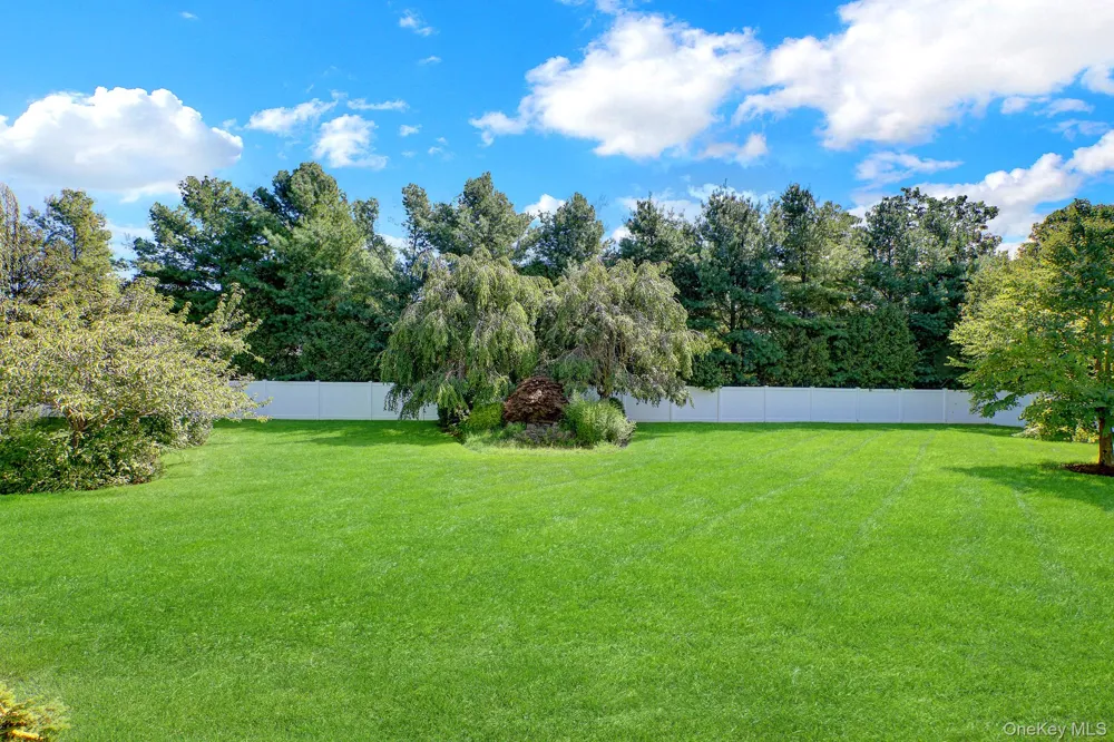 3 Sherwood Drive Shoreham, NY 11786