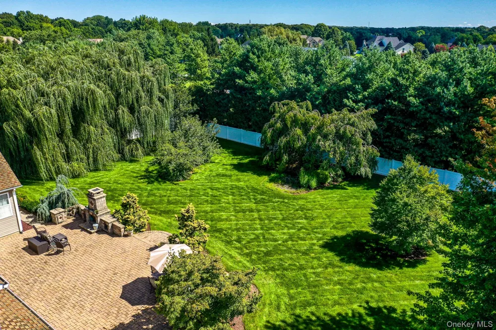 3 Sherwood Drive Shoreham, NY 11786