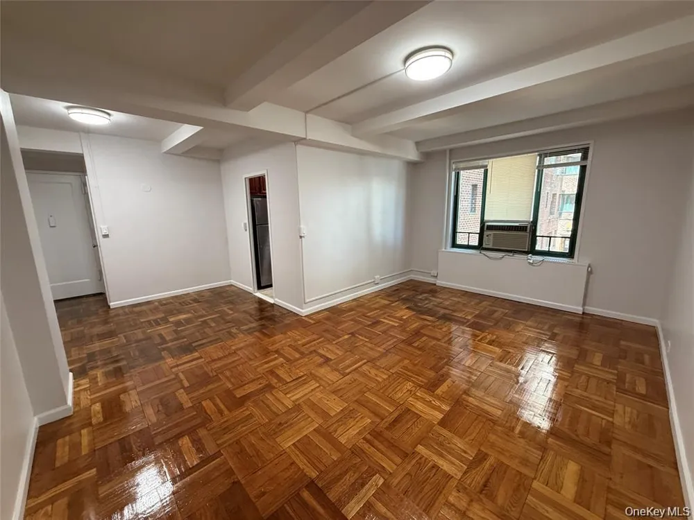 1725 Purdy Street #1C Bronx, NY 10462