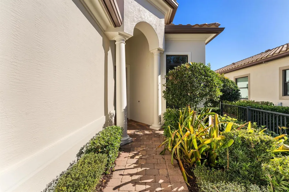 241 SE Fascino Circle Port St. Lucie, FL 34984
