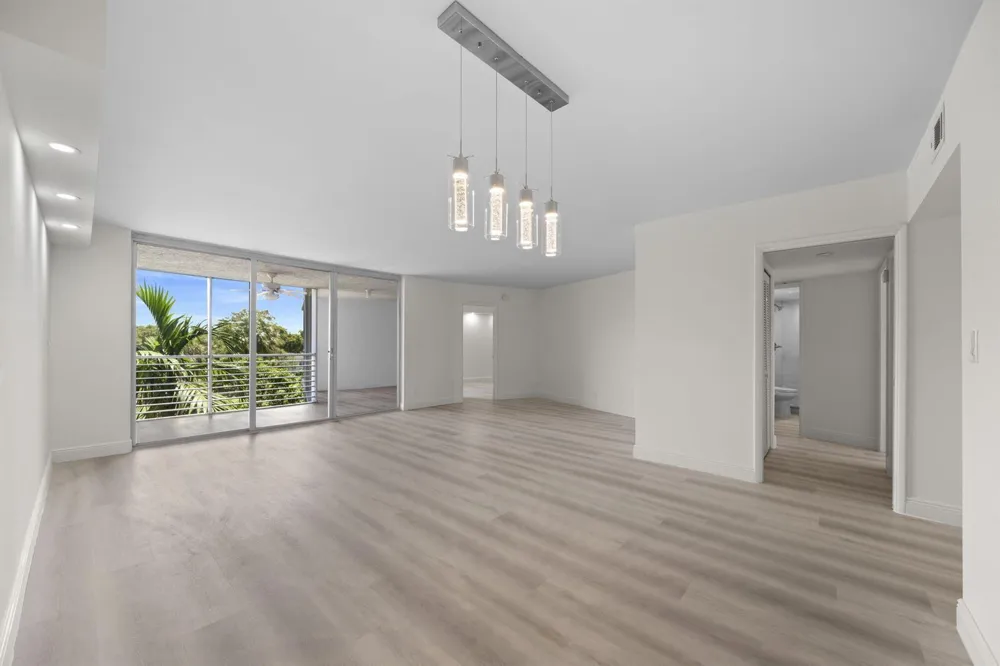 4020 W PALM AIRE DRIVE #408 Pompano Beach, FL 33069