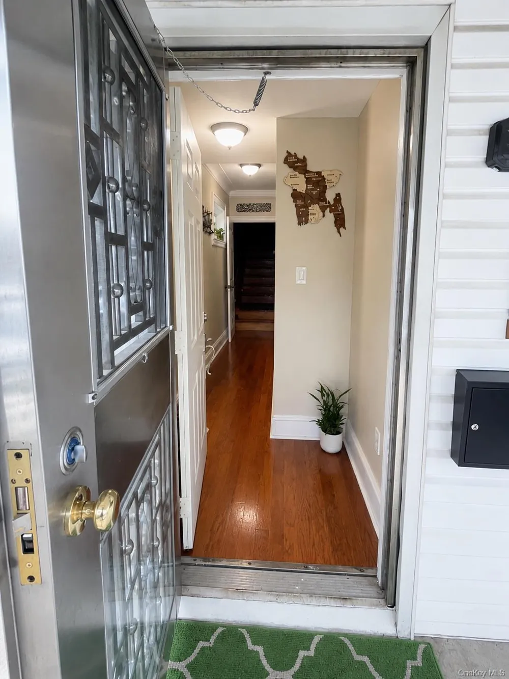 8815 215th Street Queens Village, NY 11427