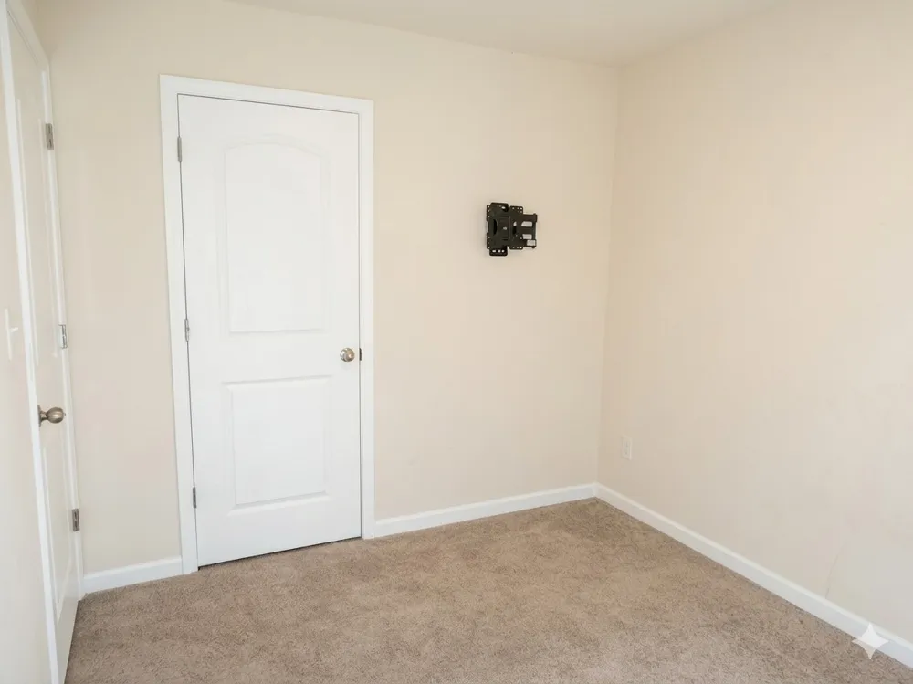 4053 Cody Dr La Vergne, TN 37086