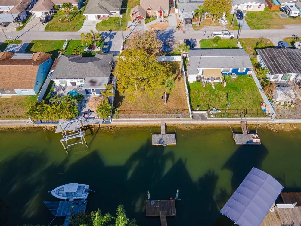 13916 BERKOWITZ AVENUE Hudson, FL 34667