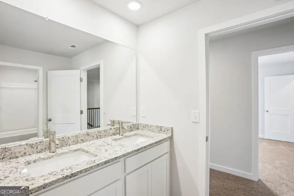 805 Crover CT Fairburn, GA 30213