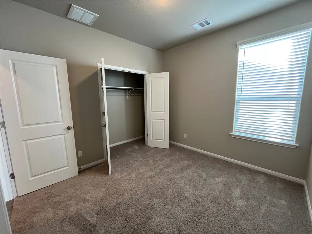 5305 Ovile Street Round Rock, TX 78665