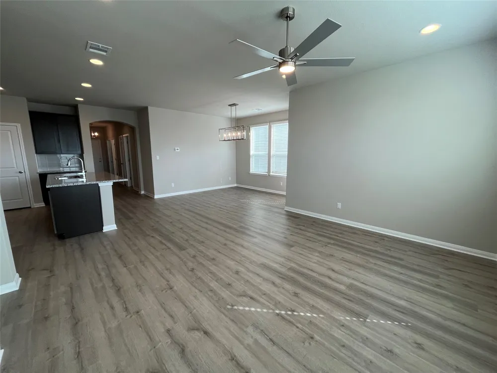 5305 Ovile Street Round Rock, TX 78665