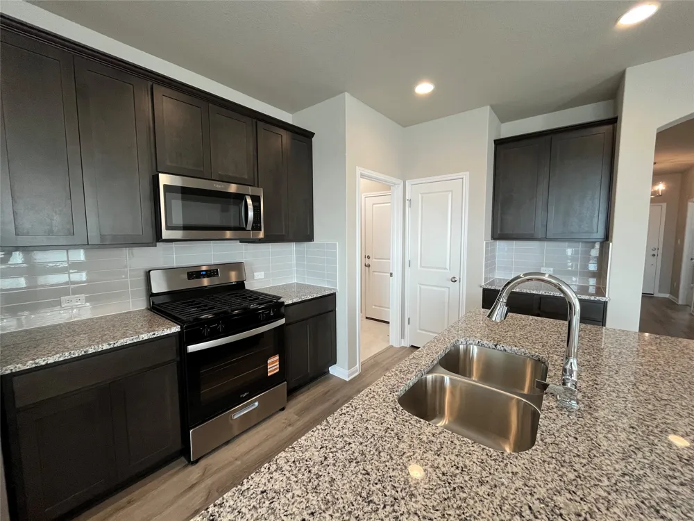 5305 Ovile Street Round Rock, TX 78665