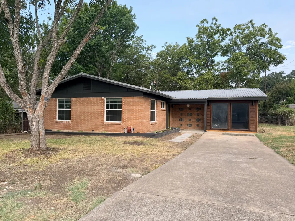 4606 S 2nd Street Austin, TX 78745