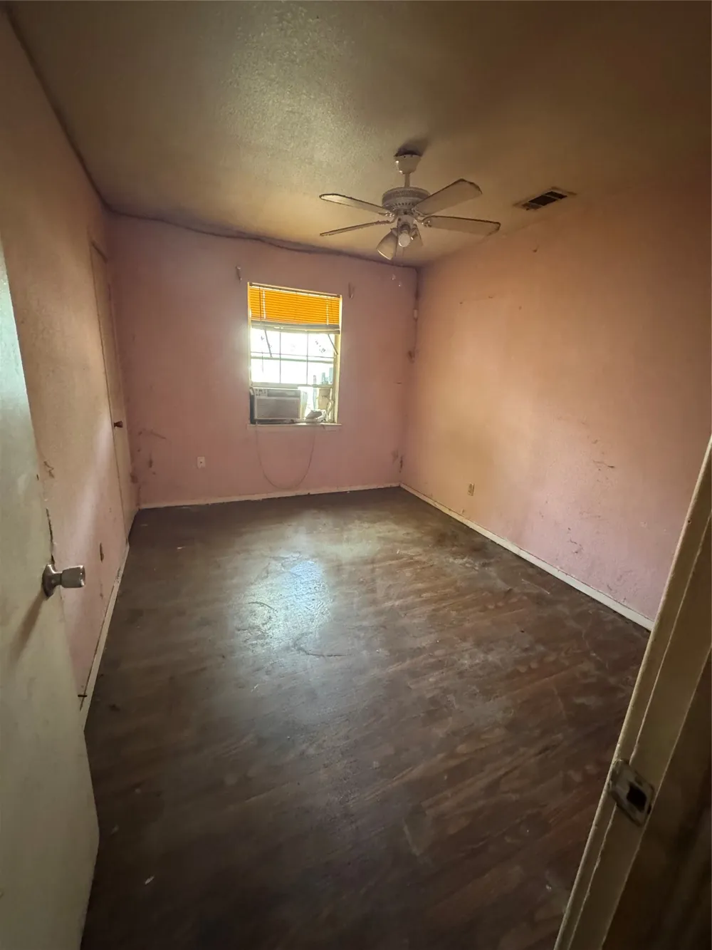 2331 Talco Drive Dallas, TX 75241