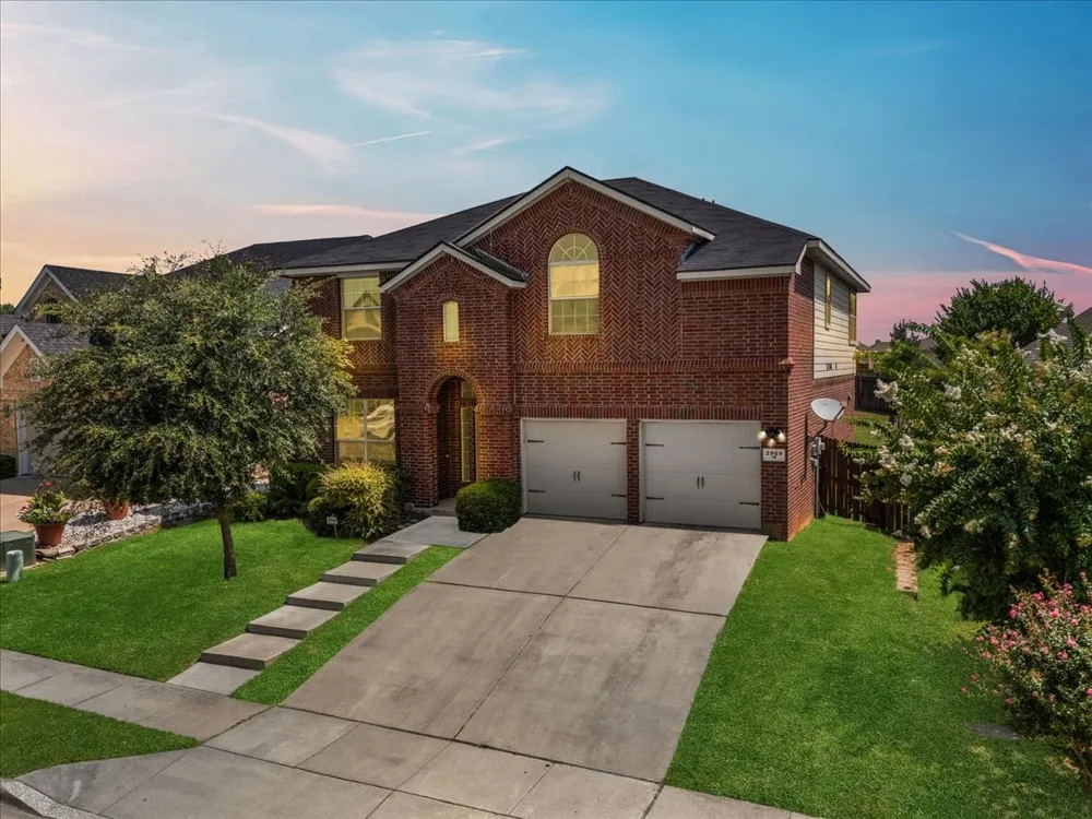 2909 Merry View Lane Fort Worth, TX 76120