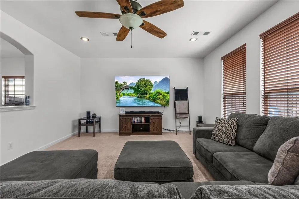 2909 Merry View Lane Fort Worth, TX 76120