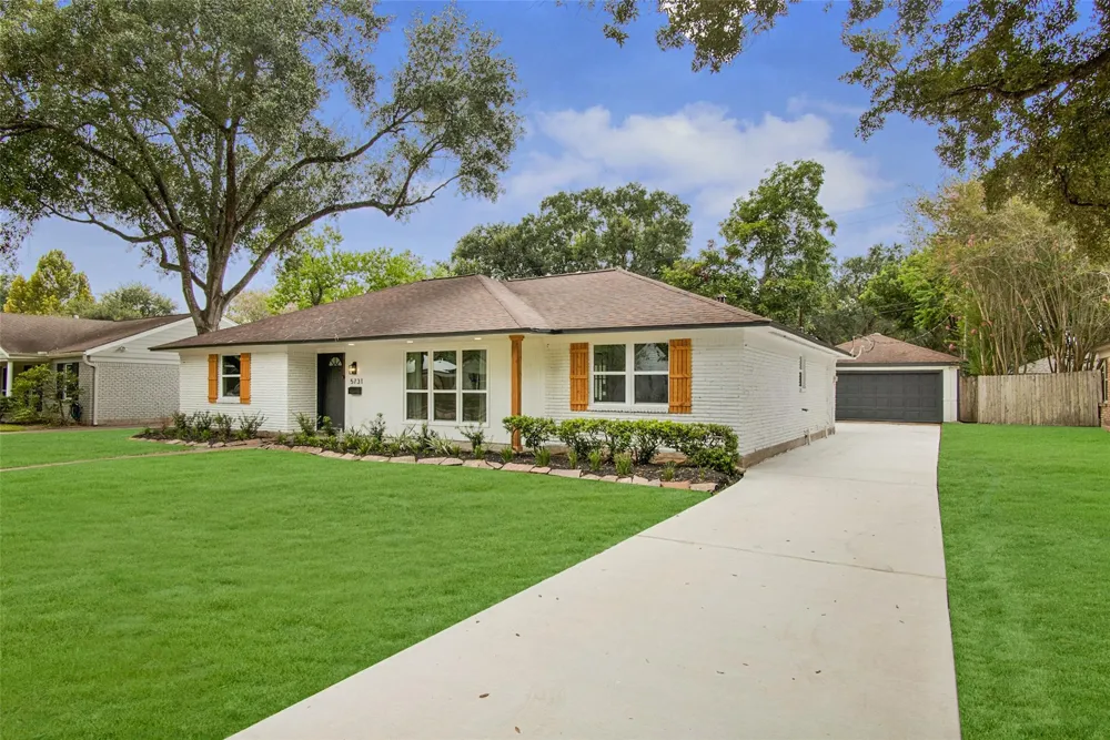 5731 Creekbend Drive Houston, TX 77096