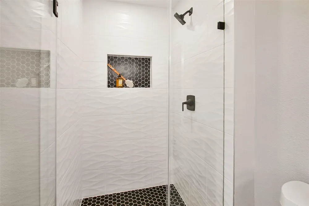 5731 Creekbend Drive Houston, TX 77096