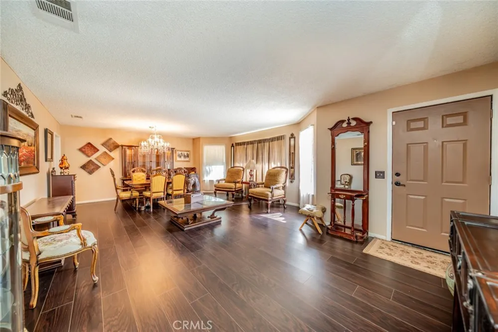 37365 96th E Littlerock, CA 93543