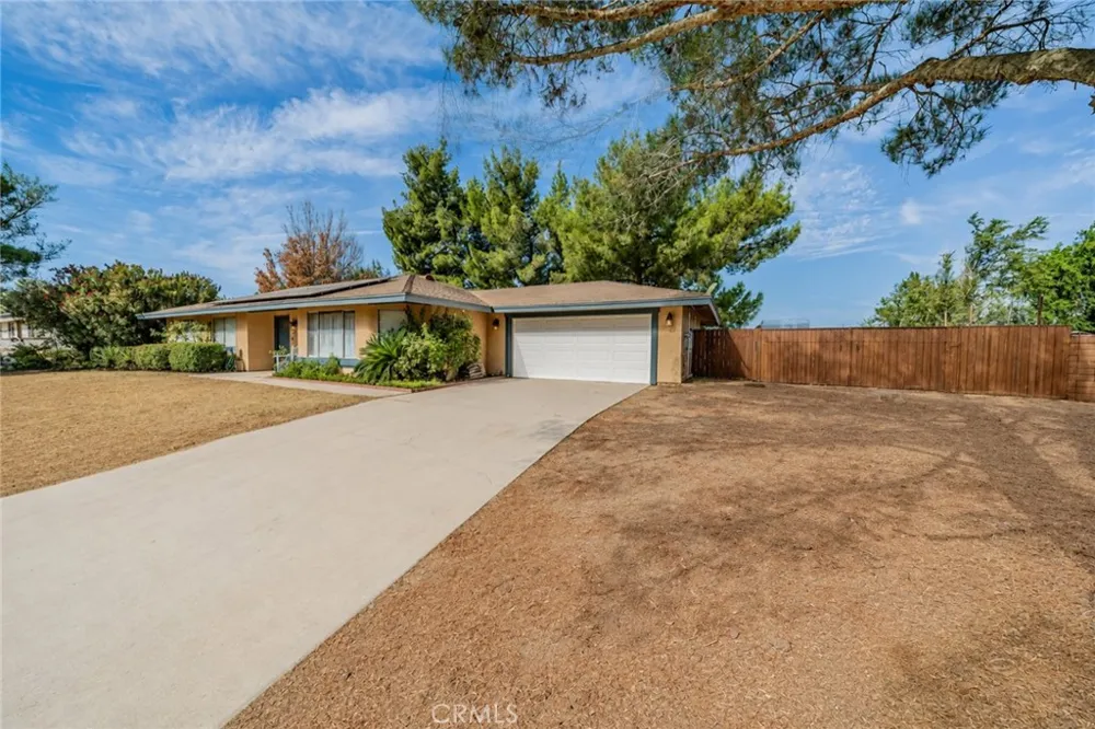 37365 96th E Littlerock, CA 93543