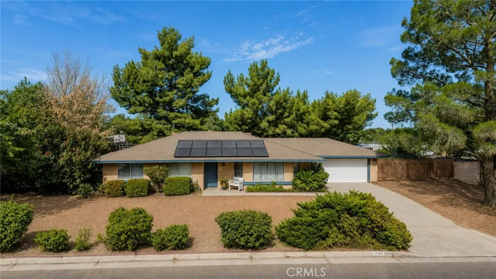 37365 96th E Littlerock, CA 93543