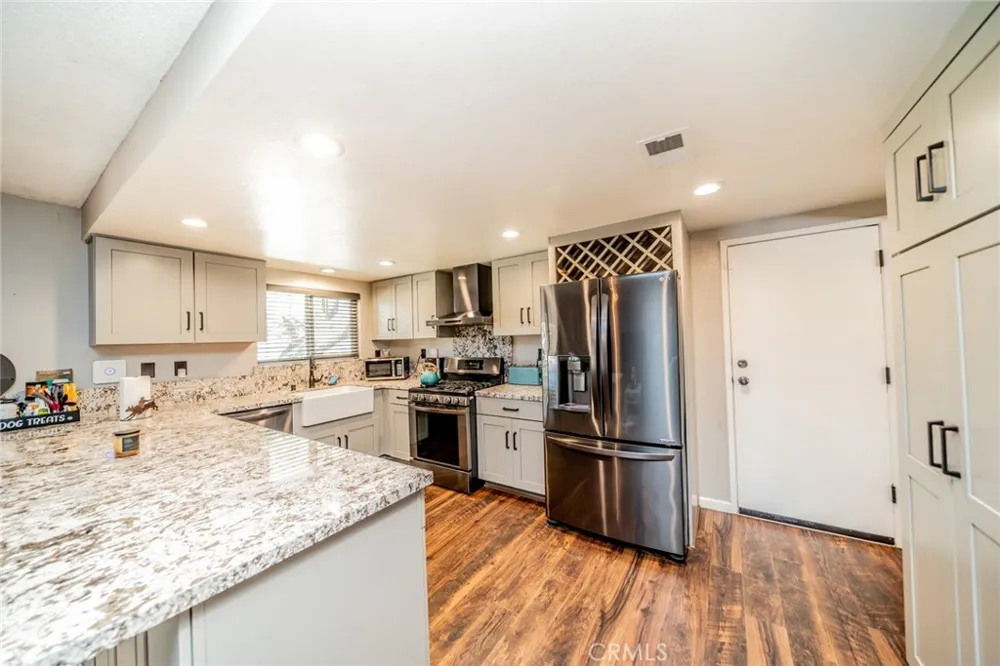37365 96th E Littlerock, CA 93543