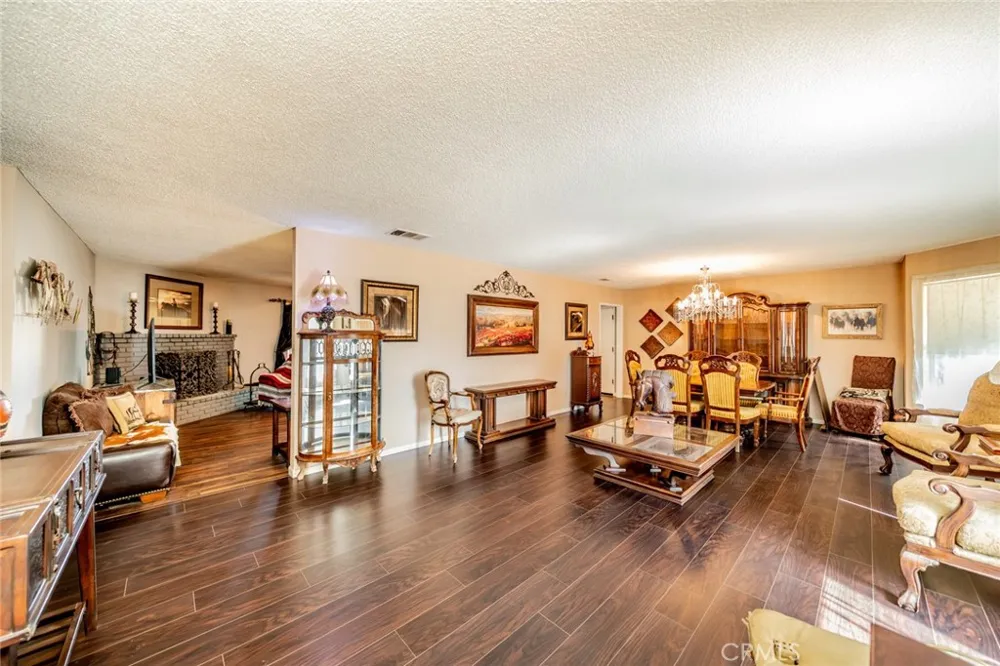 37365 96th E Littlerock, CA 93543