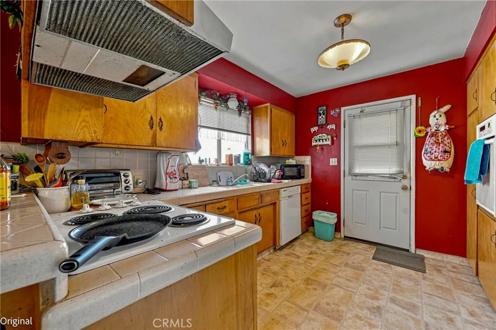 128 E El Nido El Nido, CA 95317