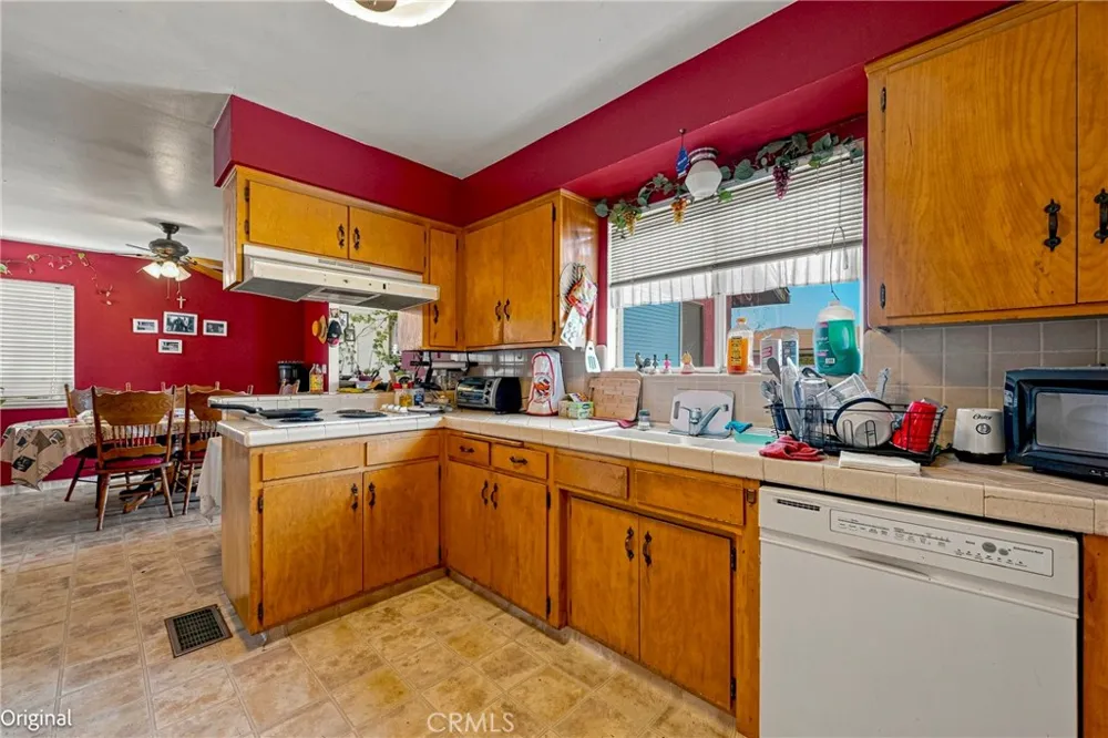 128 E El Nido El Nido, CA 95317