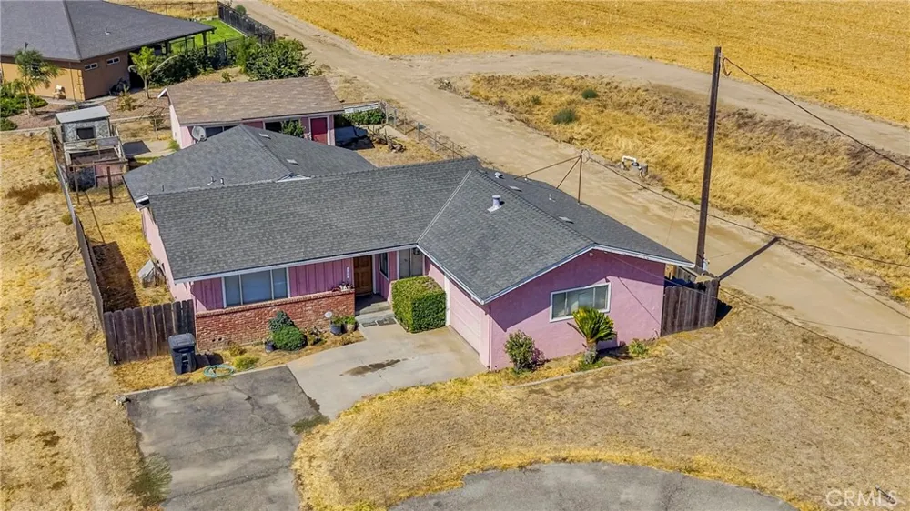 128 E El Nido El Nido, CA 95317