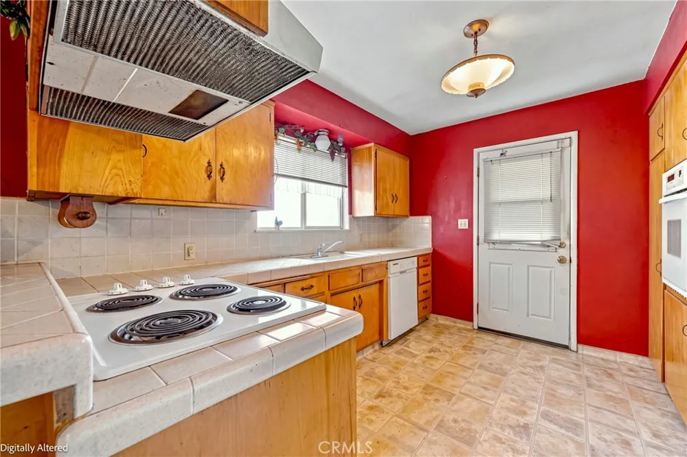 128 E El Nido El Nido, CA 95317