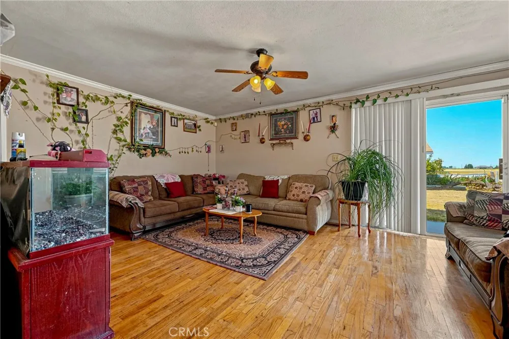 128 E El Nido El Nido, CA 95317
