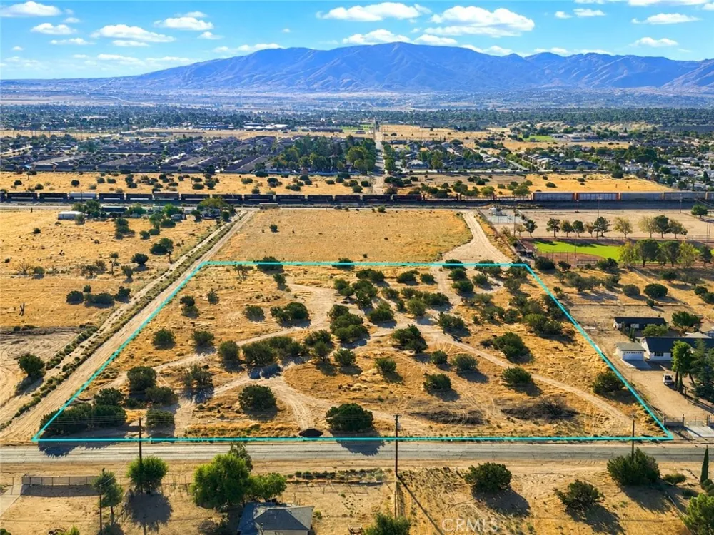 Muscatel Street Hesperia, CA 92345
