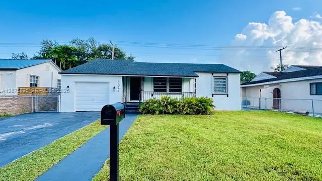 6371 SW 39th St Miami, FL 33155