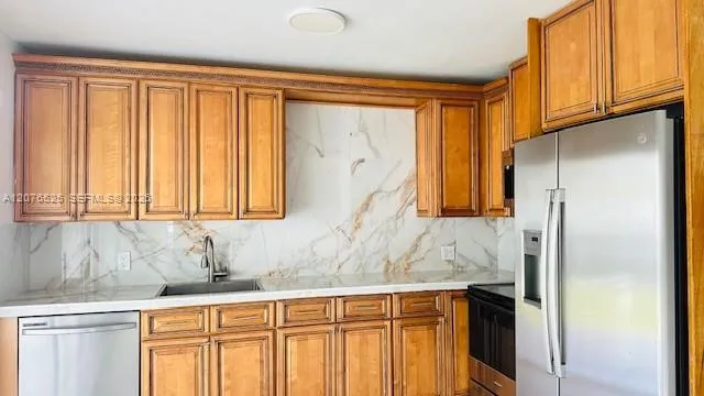 6371 SW 39th St Miami, FL 33155