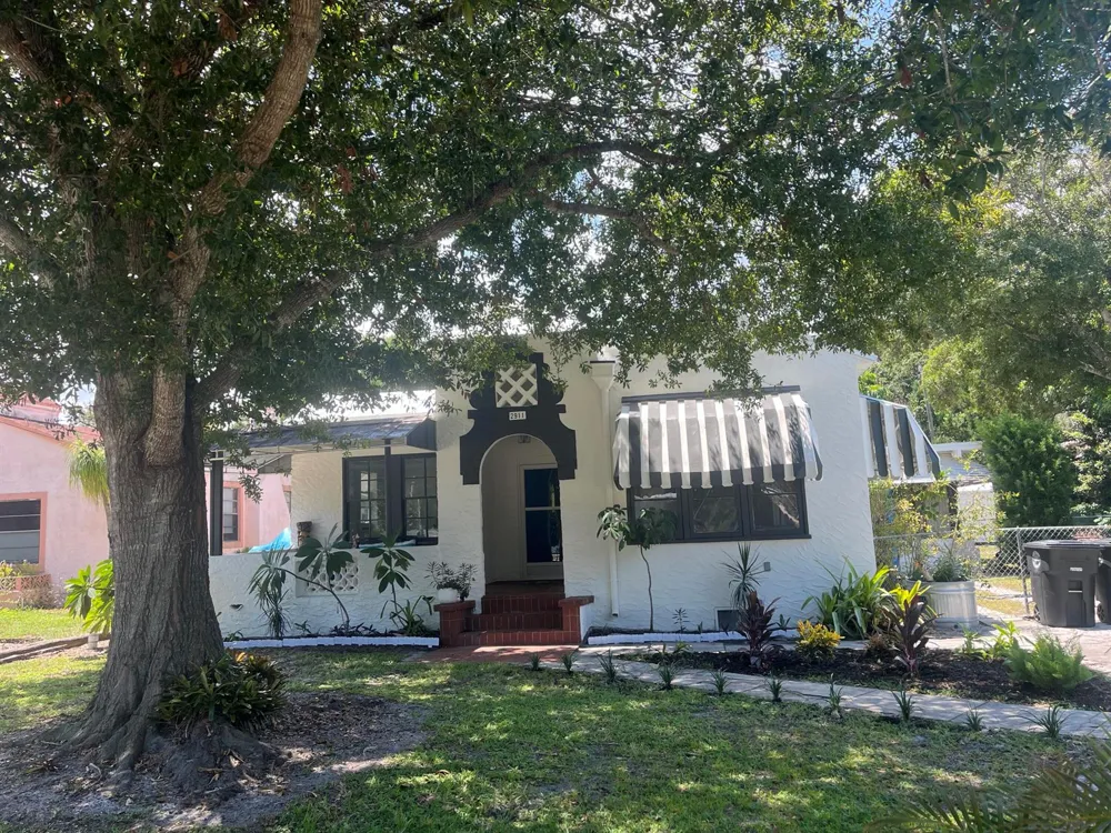 2911 Fairway Drive Fort Pierce, FL 34982