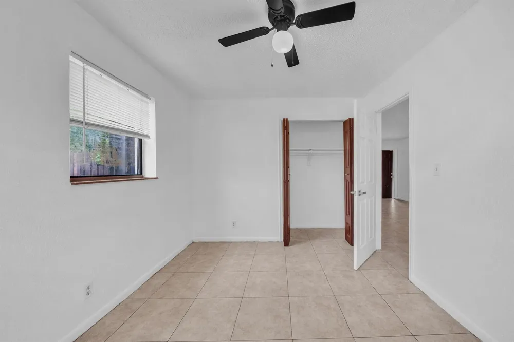 237 SW 5th Street #4D Deerfield Beach, FL 33441