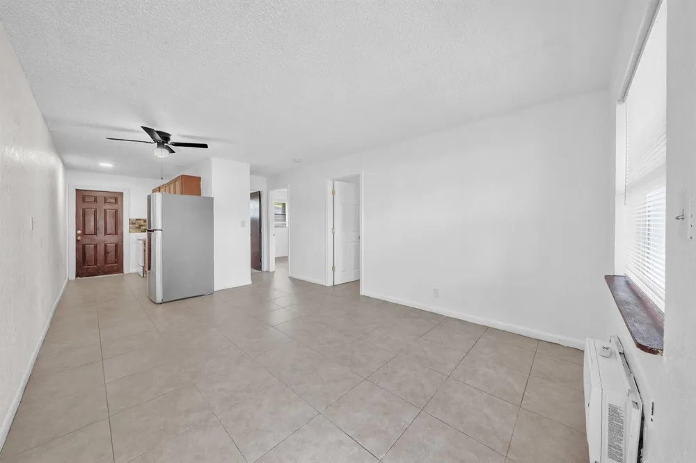 237 SW 5th Street #4D Deerfield Beach, FL 33441