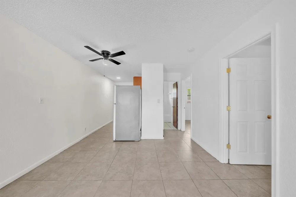 237 SW 5th Street #4D Deerfield Beach, FL 33441