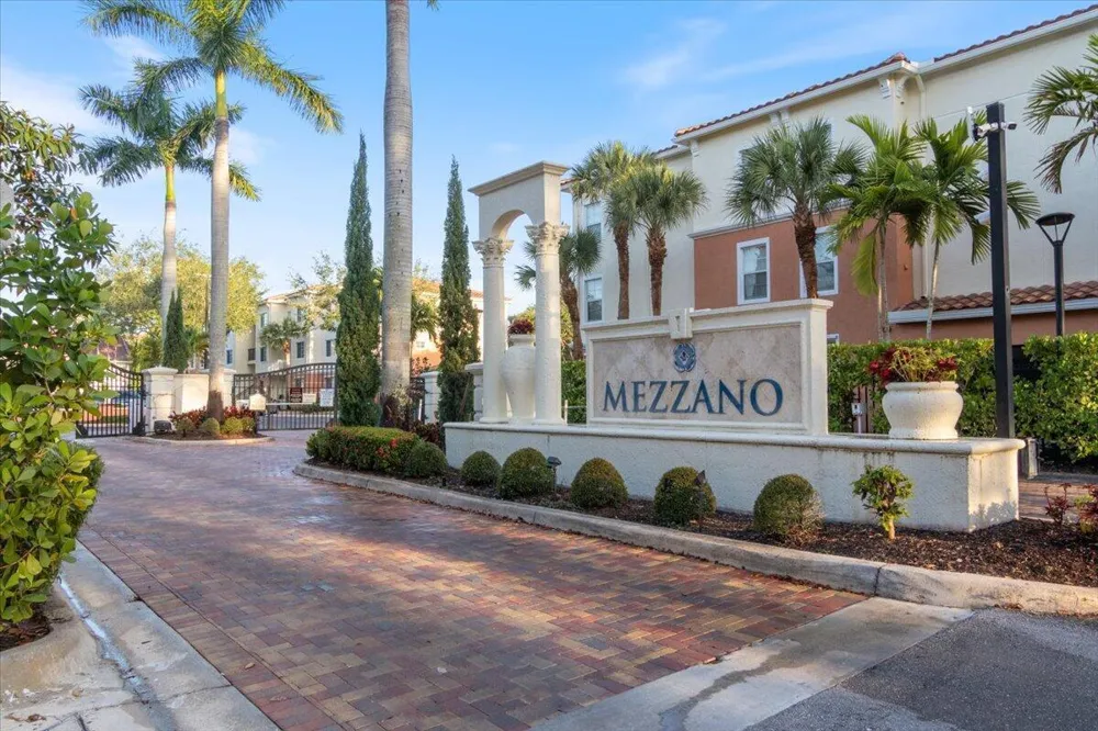 9849 BAYWINDS DRIVE #8302 West Palm Beach, FL 33411