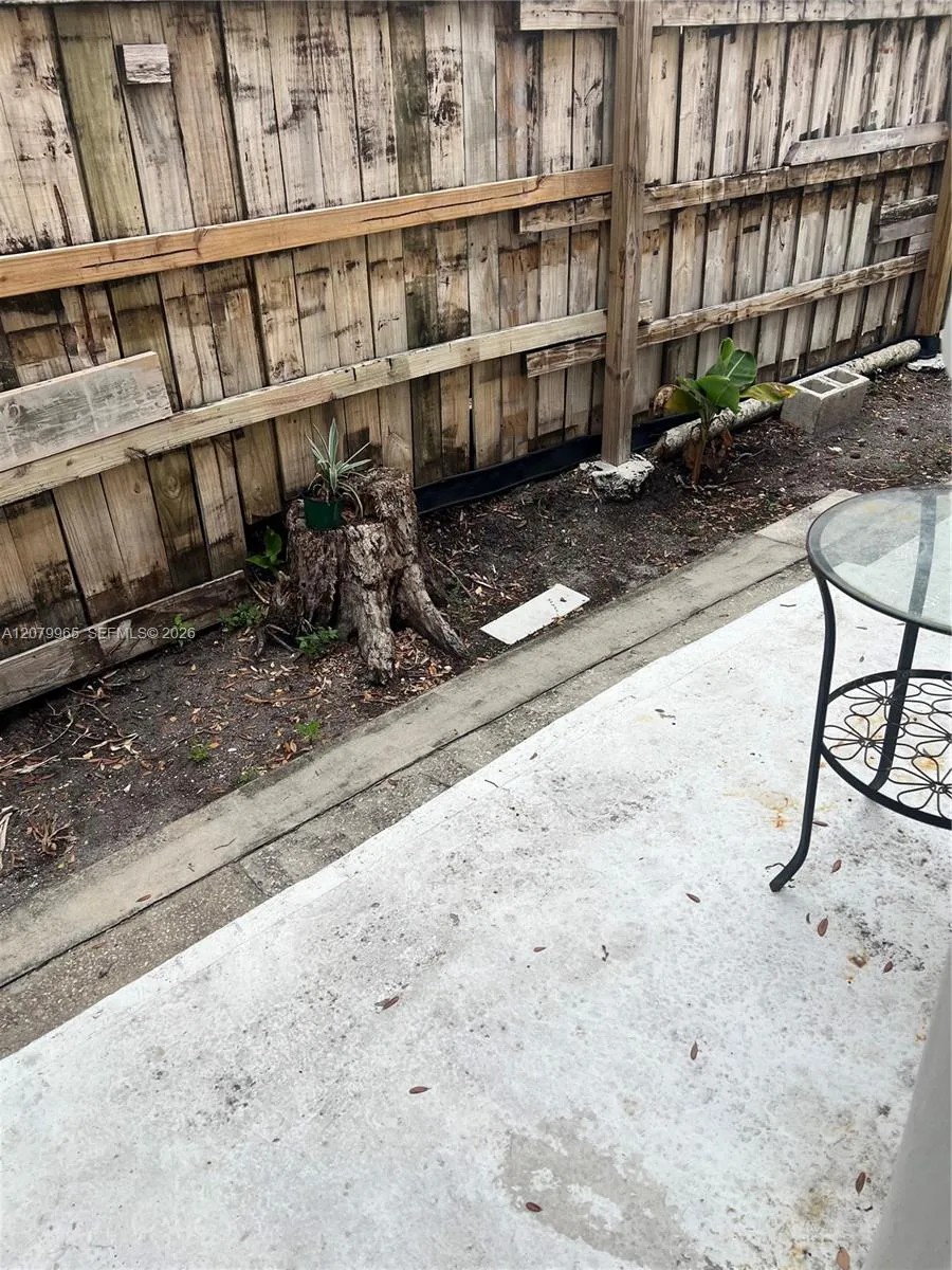 225 SE 16th Ave #5 Fort Lauderdale, FL 33301