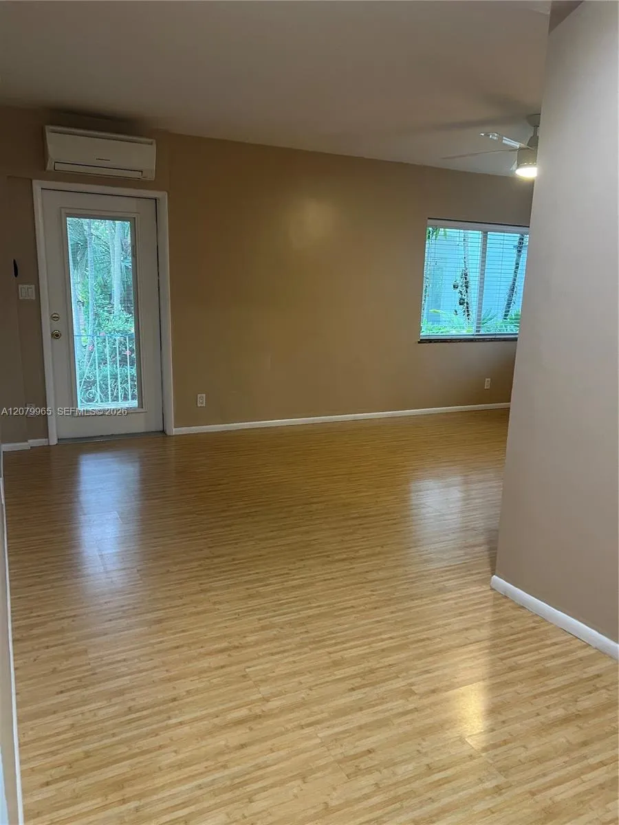 225 SE 16th Ave #5 Fort Lauderdale, FL 33301